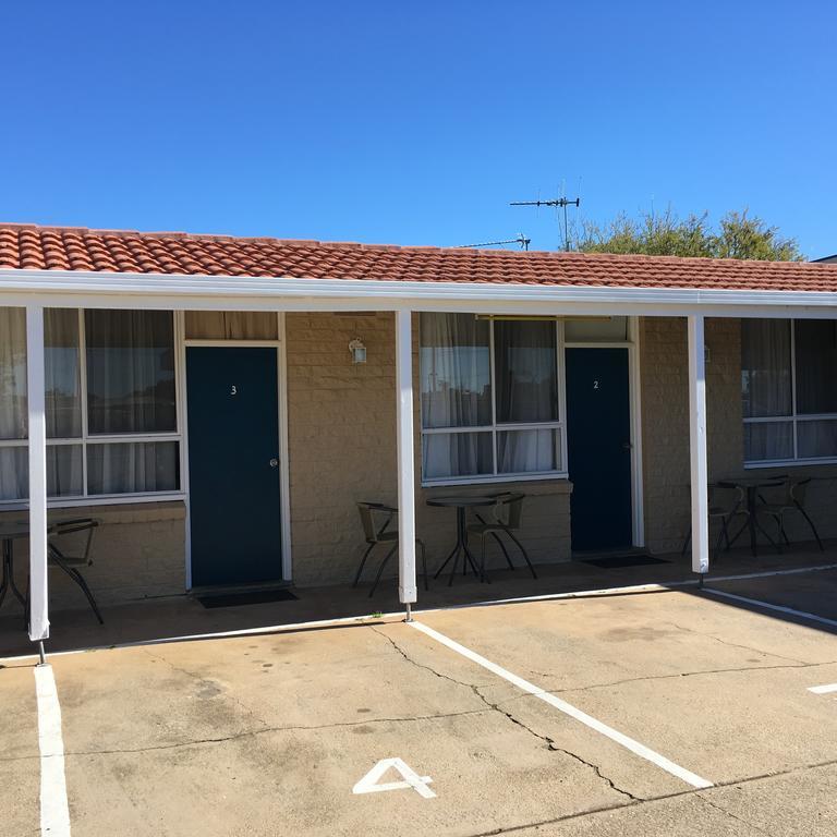 Motel Yarrawonga Bagian luar foto