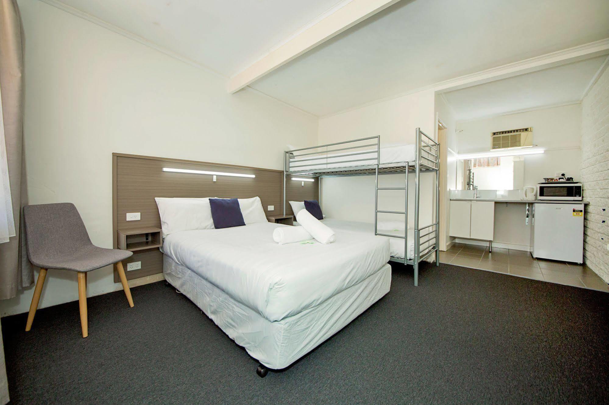 Motel Yarrawonga Bagian luar foto