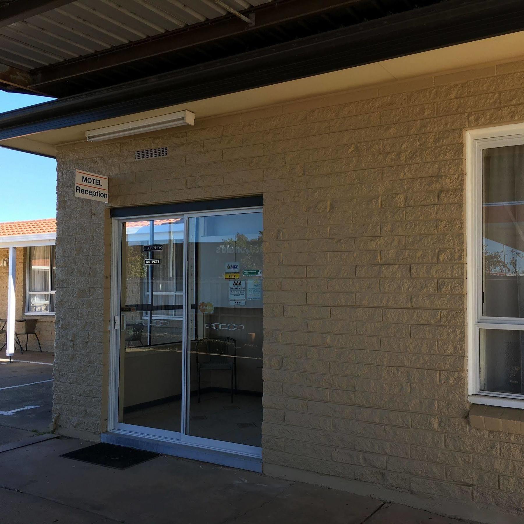 Motel Yarrawonga Bagian luar foto