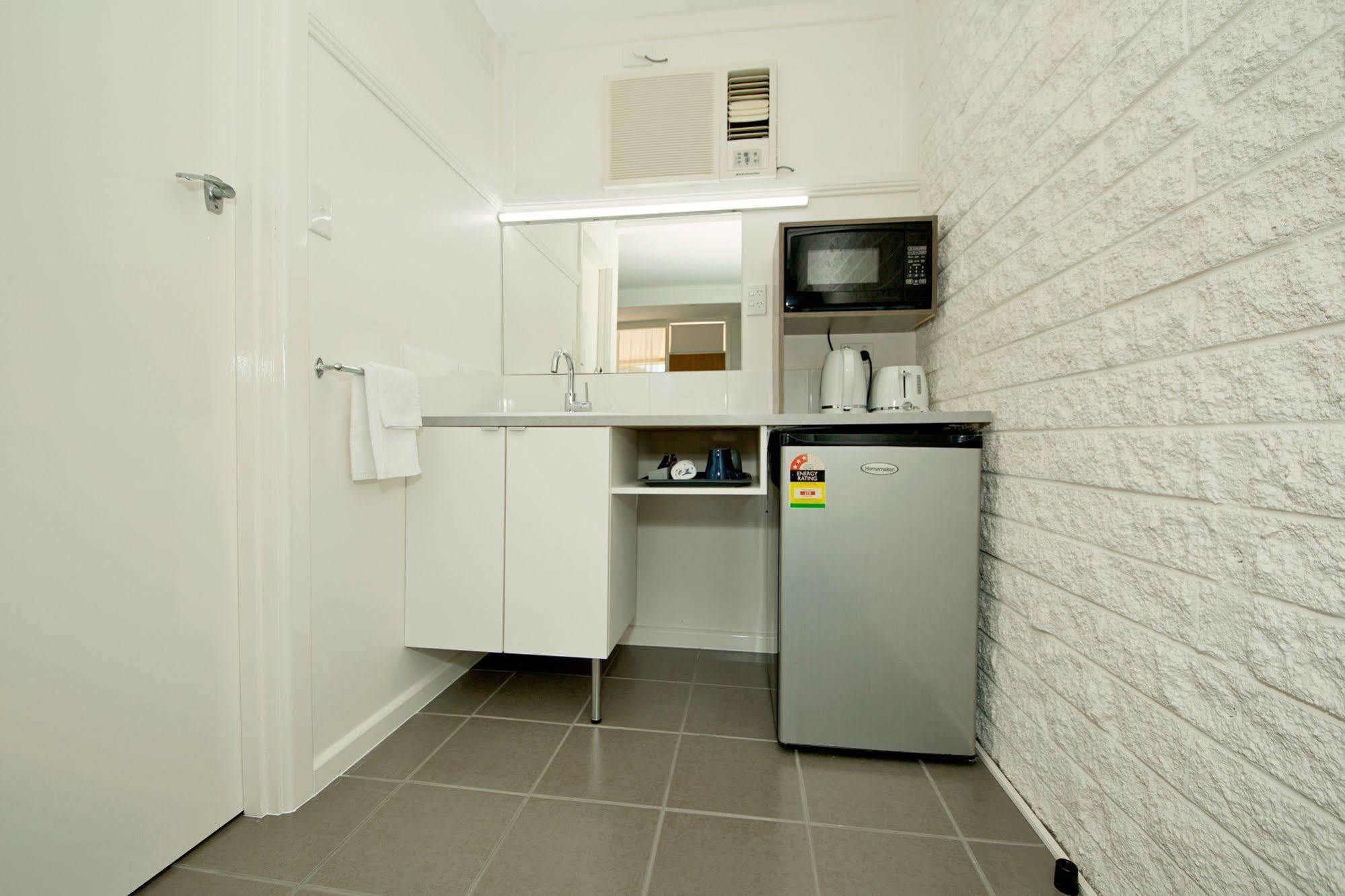Motel Yarrawonga Bagian luar foto